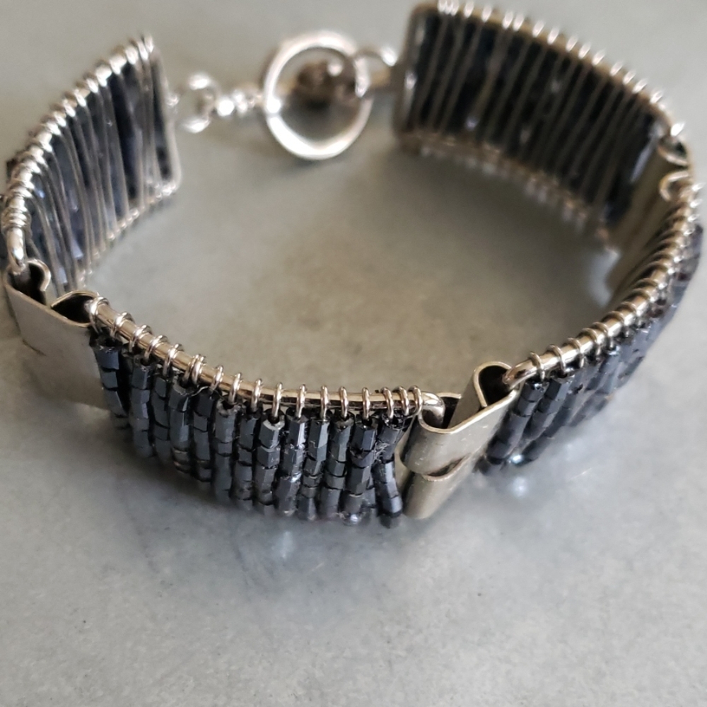 Midnight blue seed bead bracelet